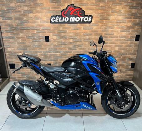 SUZUKI GSX-S750A 